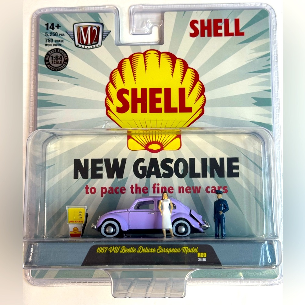 M2 Machines DIORAMA ***SHELL*** 1957 VW BEETLE DELUXE EUROPEAN MODEL